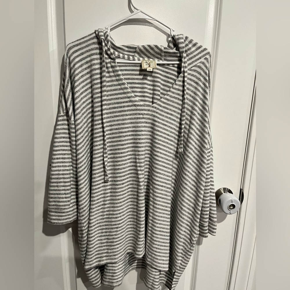 Colortree Quarter-Sleeve Butter Soft Hoodie Tunic, Size 3x, Grey & White Stripes